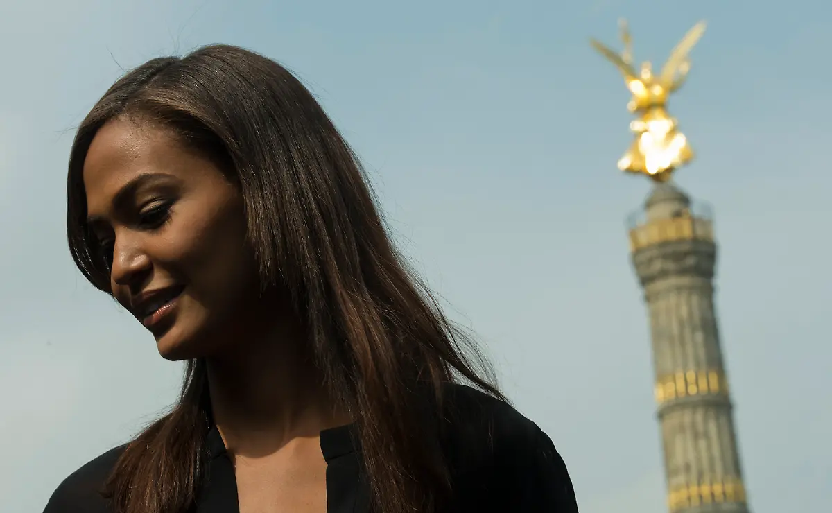 DI30160-20120705-jpg2615219154764936757