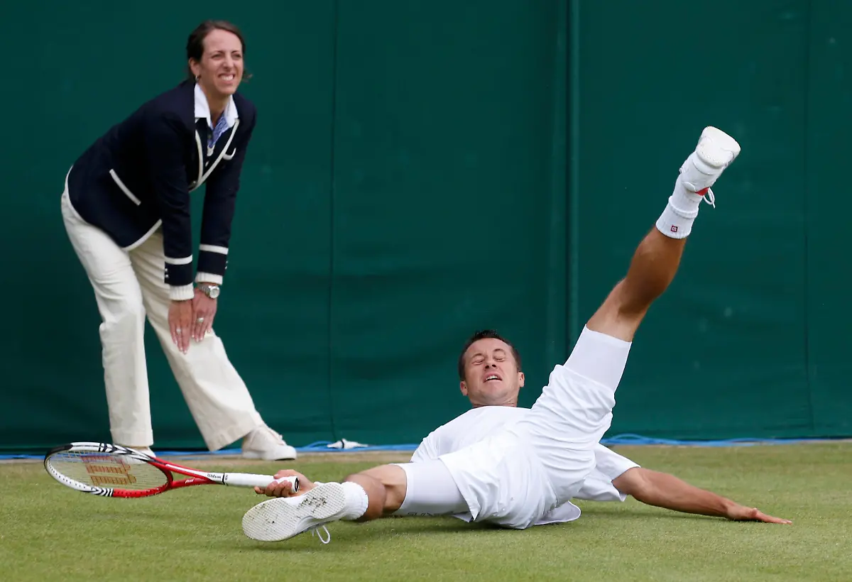 2012-07-03T141527Z-01-WIM094-RTRMDNP-3-TENNIS-WIMBLEDON-JPG1426370485723269325
