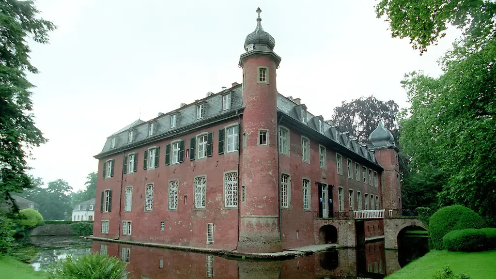 35ph0100-jpg1947471602537416900