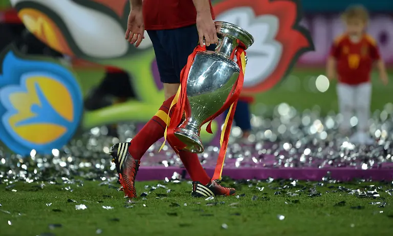 DI30440-20120701-jpg444493245010608602