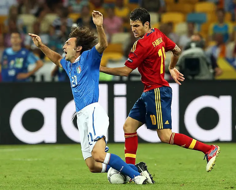 35om2408-jpg302812208173608640