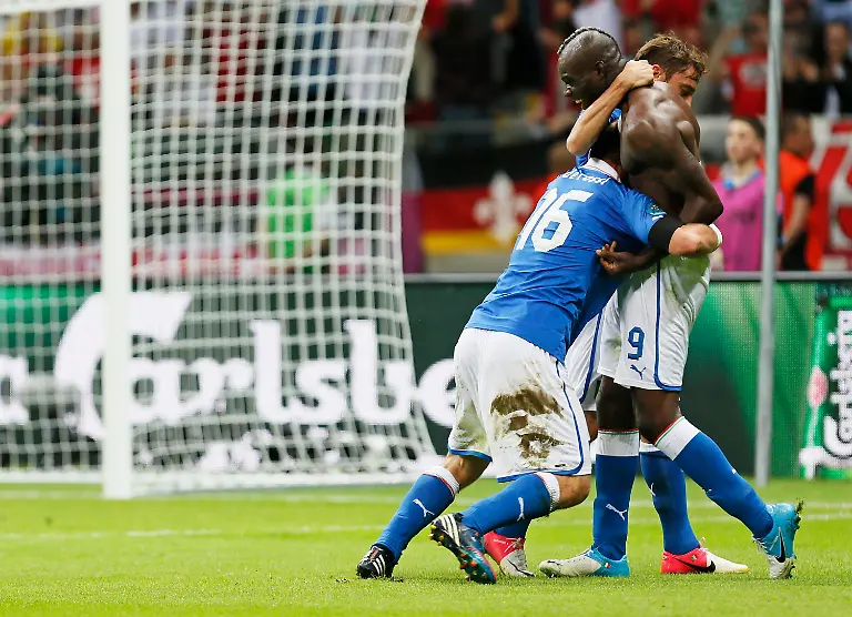 35lx4444-jpg2442037474893478277