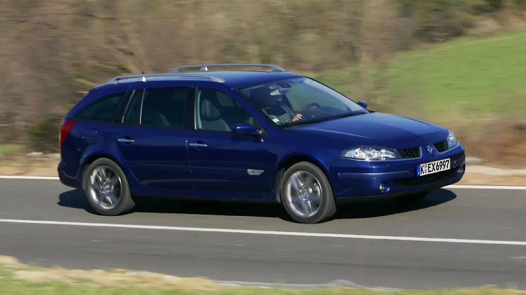 04RenaultLagunaG240612