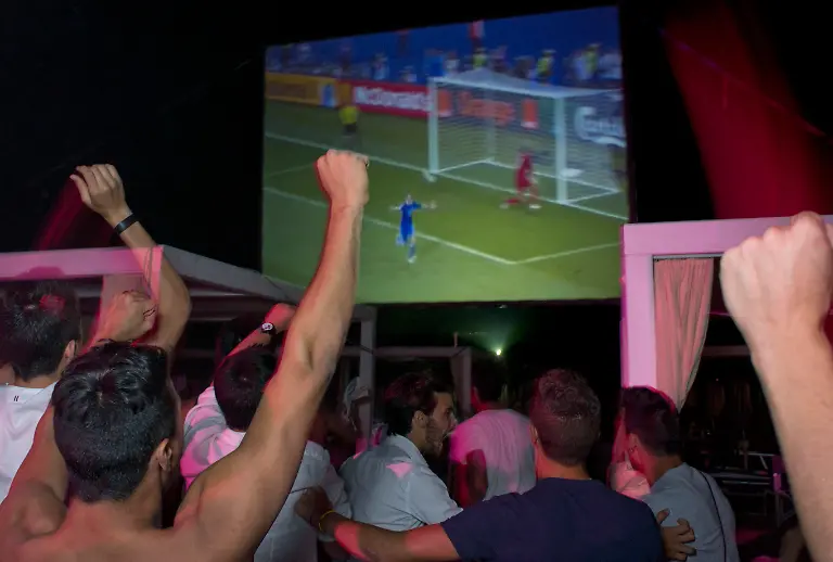 DAB0251-20120625-jpg4101037679028648236