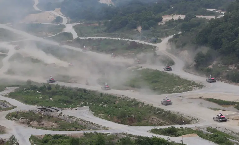 DAB0573-20120622-jpg6510534854328065297