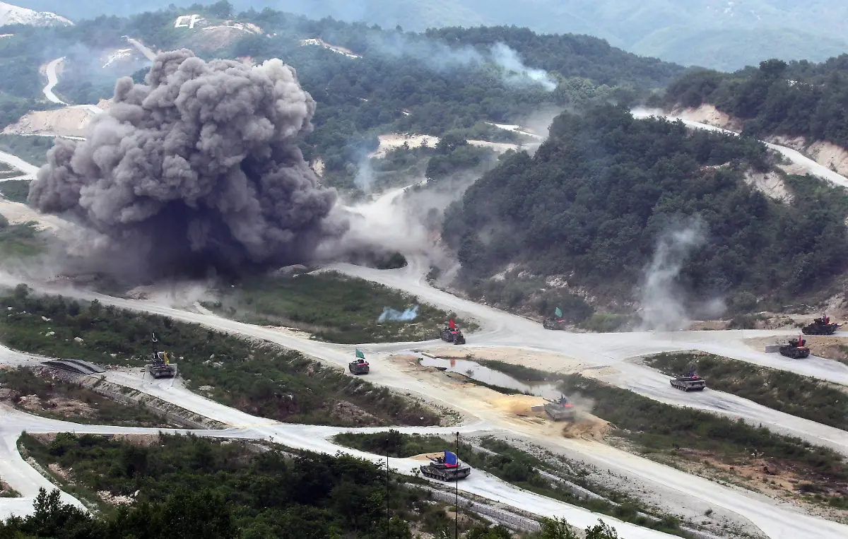 35hj5533-jpg8546928220979661883