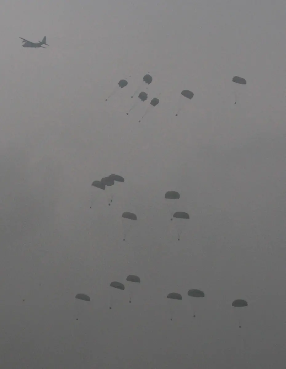 DAB1560-20120622-jpg3094131375936856484