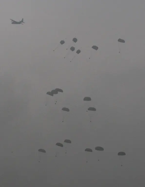 DAB1560-20120622-jpg3094131375936856484