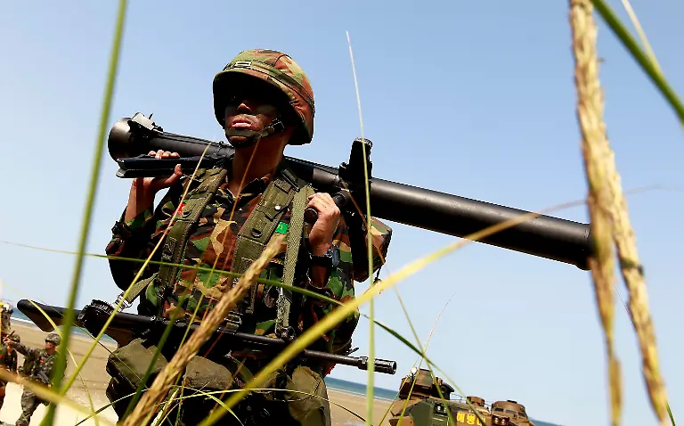 35jh5240-jpg2493379561856590968