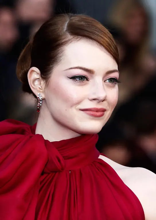 DI20455-20120622-jpg6944701932591133393