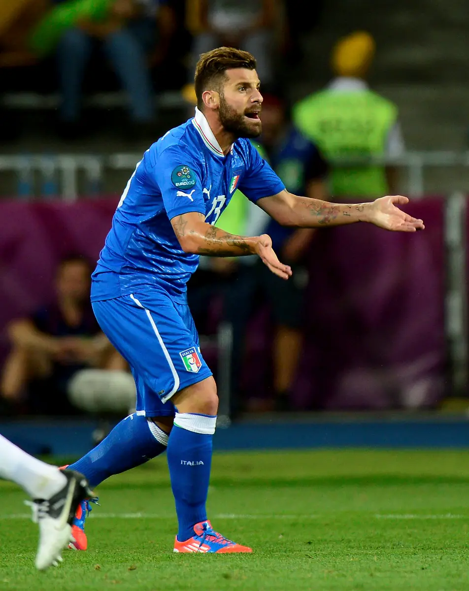 DI30381-20120624-jpg855354174199153054