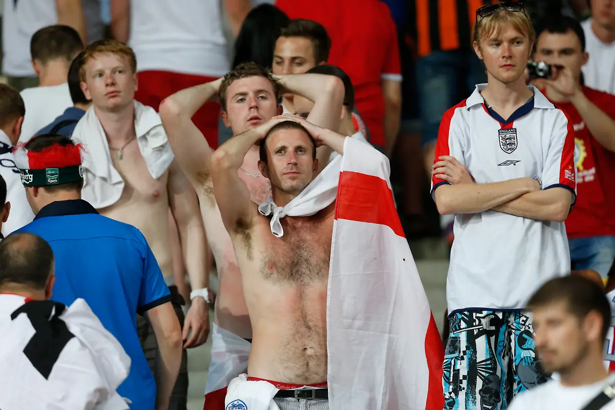 35jb5836-jpg8211305320132410343