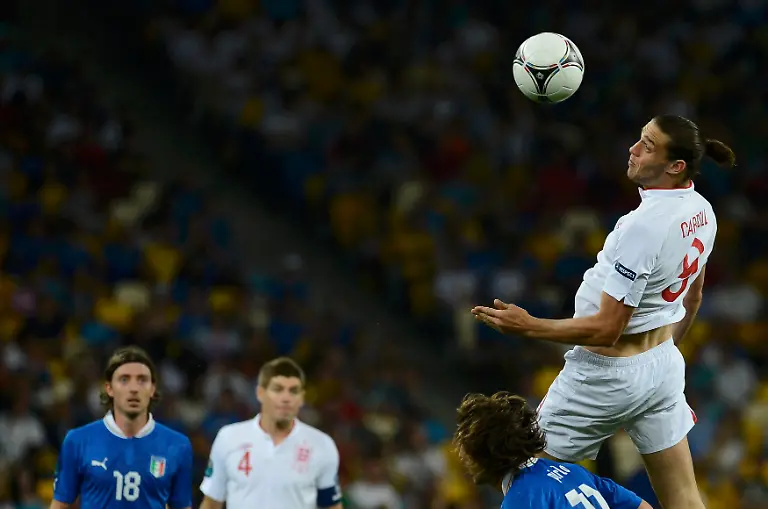 2012-06-24T200908Z-01-IMP30-RTRMDNP-3-SOCCER-EURO-JPG3967388462095389011