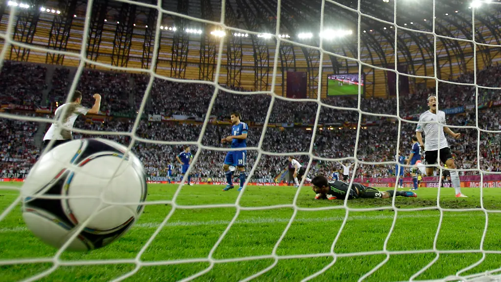 DAB3566-20120622-jpg2141582858831025919