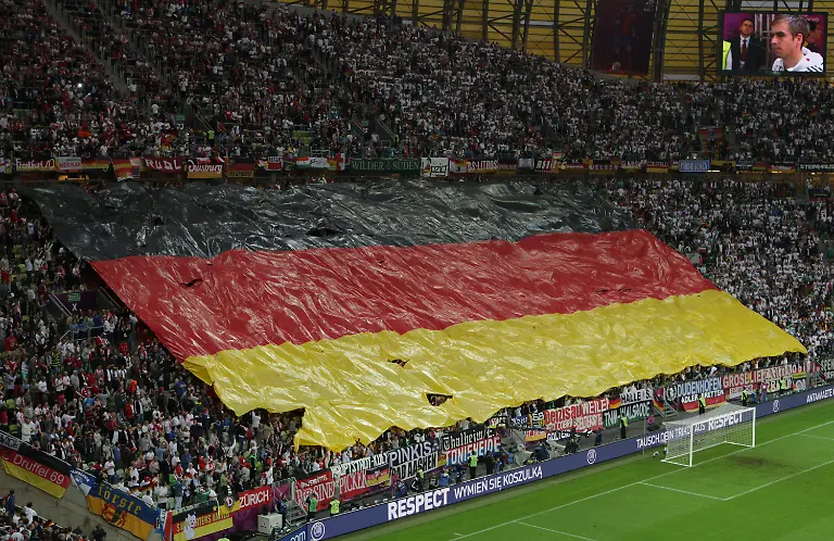 35hz1240-jpg8270857904955033950