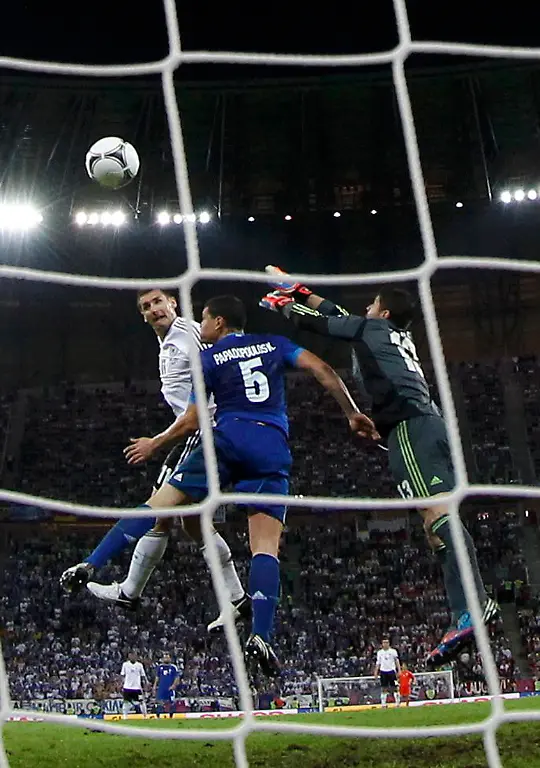 2012-06-22T204339Z-01-STN168-RTRMDNP-3-SOCCER-EURO-JPG569598952004208576