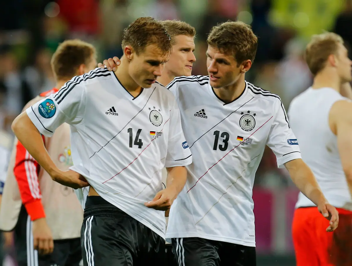 2012-06-22T205538Z-01-CVI351-RTRMDNP-3-SOCCER-EURO-JPG2178783475352896551