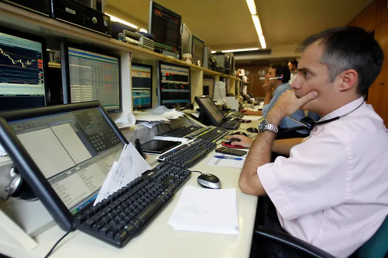 2012-06-21T120352Z-01-AG03-RTRMDNP-3-SPAIN-ECONOMY-JPG6832736068023834691