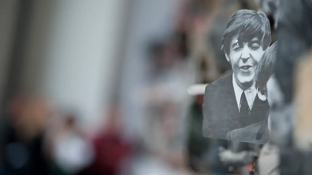 DI30028-20120618-jpg2593490012693129182