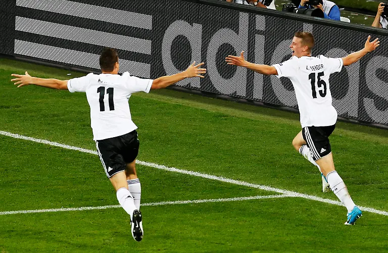 35en2744-jpg6044655295668203617