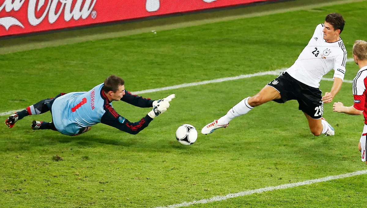 35em1726-jpg4755128535763554064