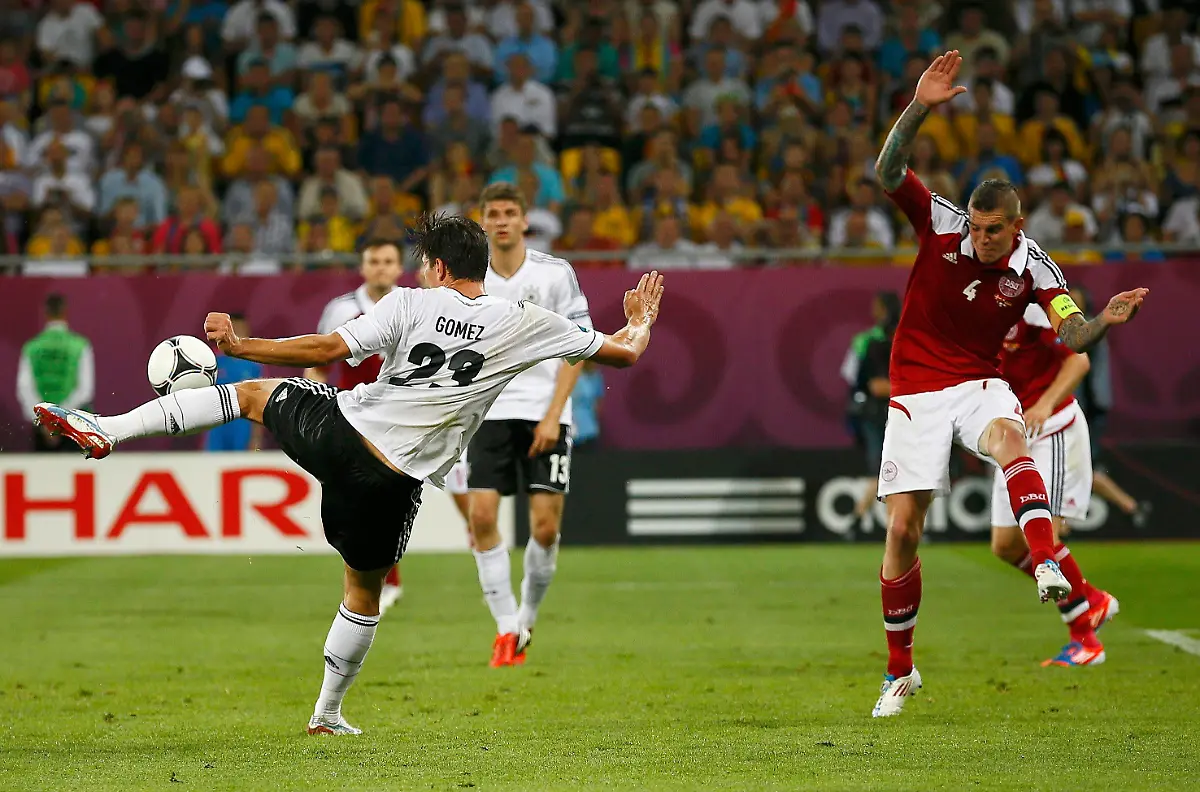 2012-06-17T192548Z-01-STN130-RTRMDNP-3-SOCCER-EURO-JPG1322173516560974523