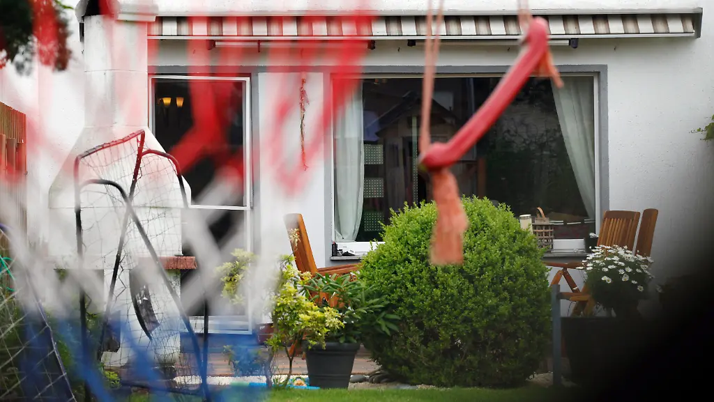 DI10087-20120615-jpg9052534843569429046