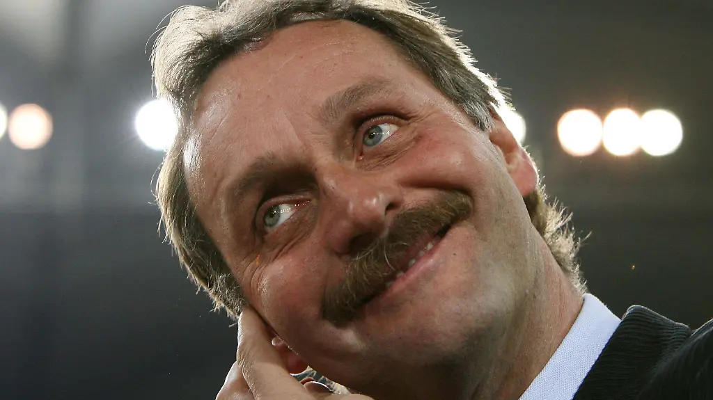 DI30125-20120616-jpg3965954097847550118