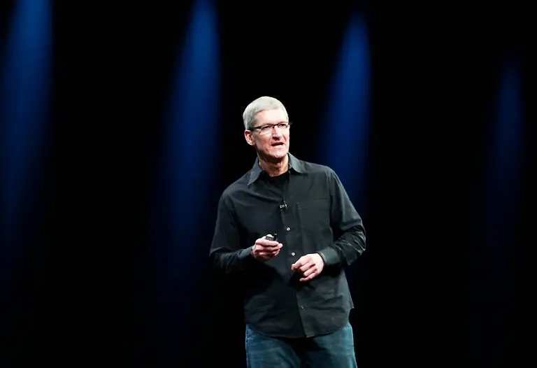 2012-06-11T191020Z-01-SFO947-RTRMDNP-3-APPLE-JPG8634669125144105830