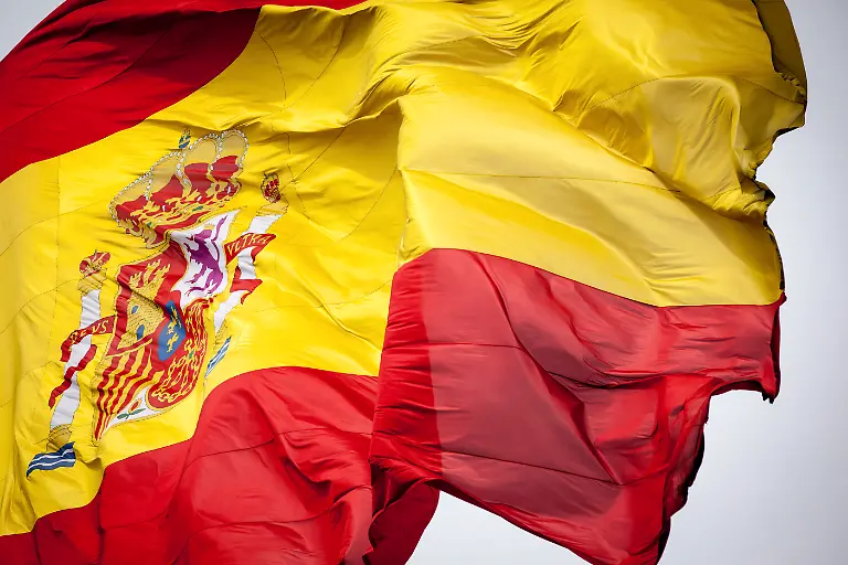 DI30087-20120611-jpg7245902540334100212