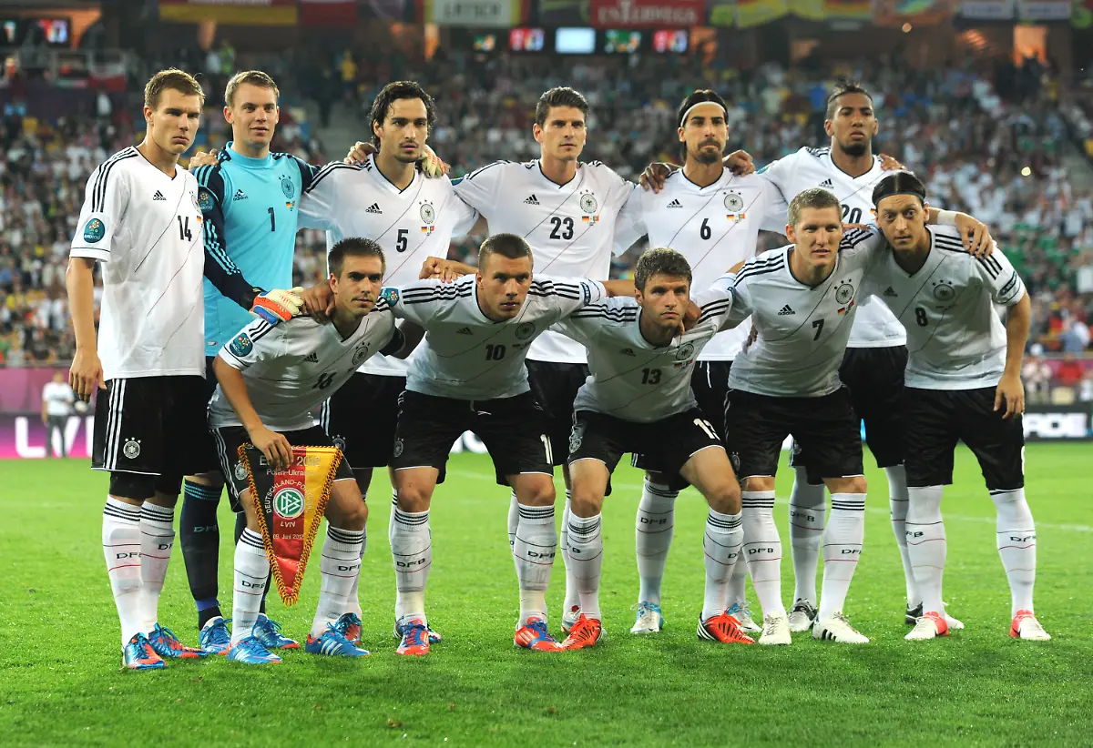 35990458-jpg2146979189499408052