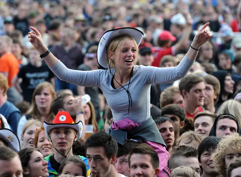 DI10484-20120601-jpg7422663979734263602