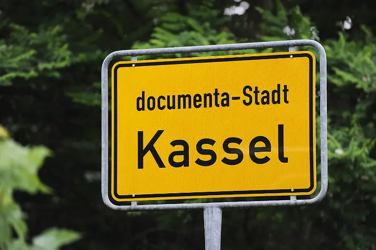 DI30270-20120601-jpg8072122411068567596