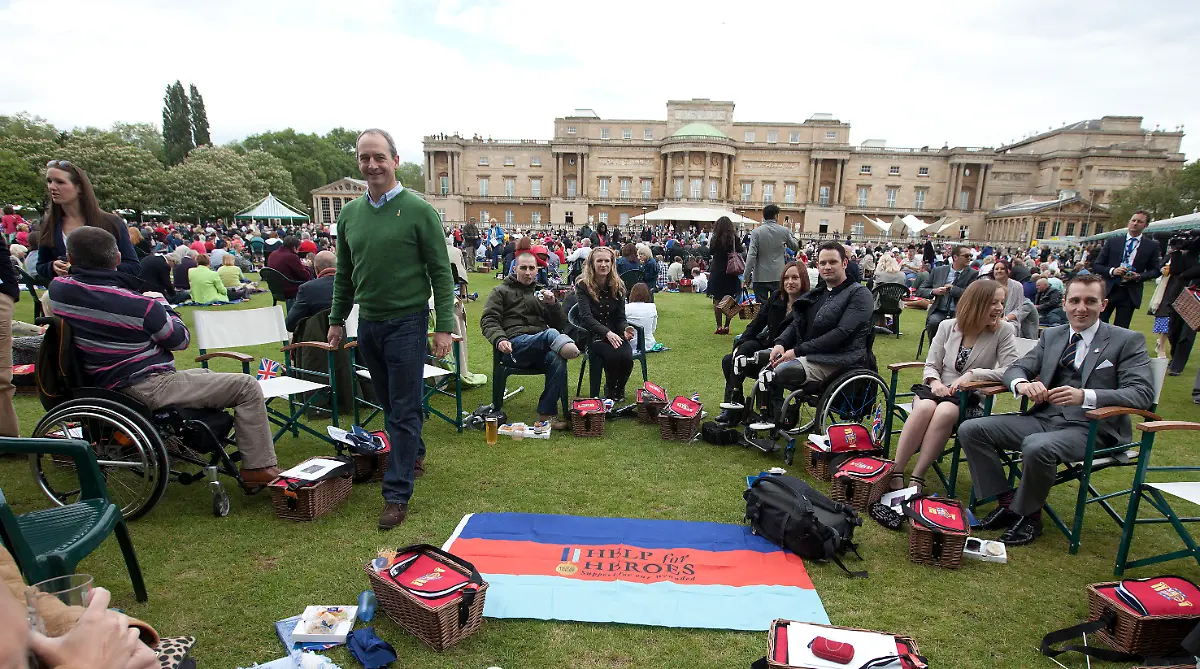 DAB3063-20120604-jpg9220567441864370056