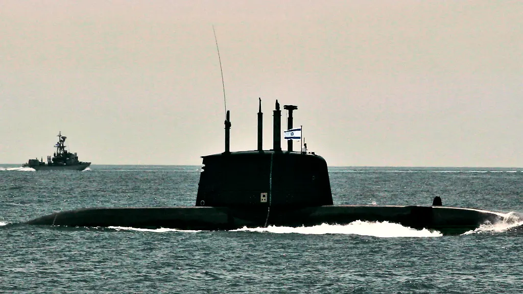 DI30248-20120604-jpg8105268114658398501