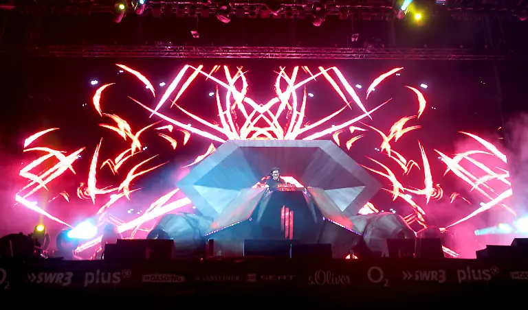 35514847-jpg1231866780238180629