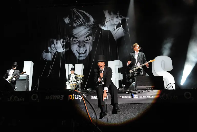 DI10071-20120603-jpg7471243927234741626