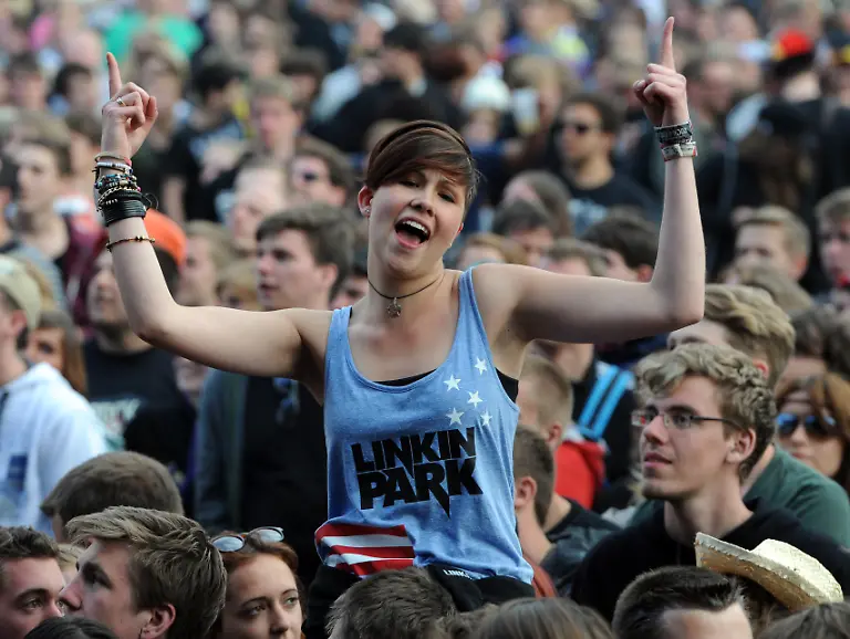 DI10485-20120601-jpg3235661480509685450