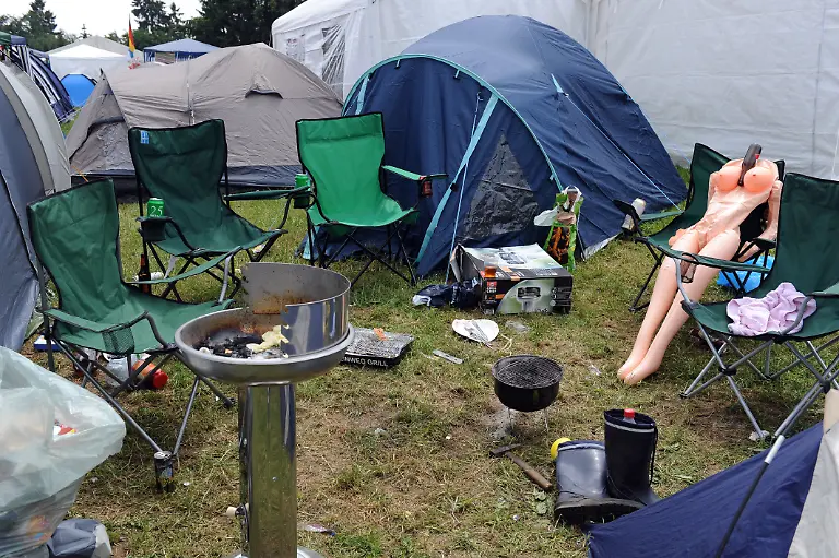 DI10210-20120602-jpg4102535628558753394