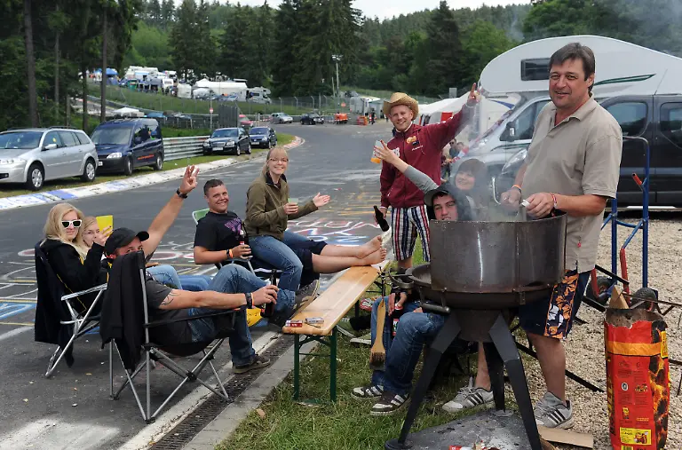 DI10205-20120602-jpg5001418497571543765