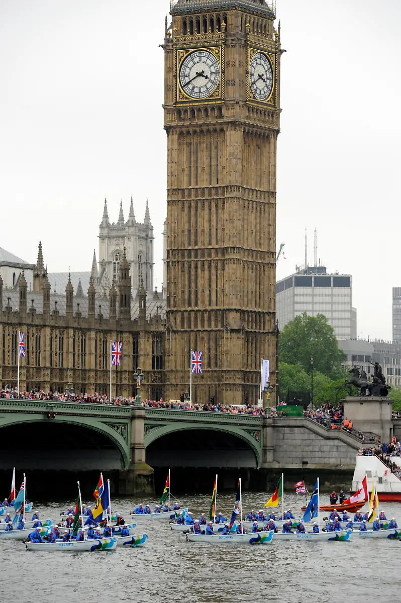 35553845-jpg7892178994940981348