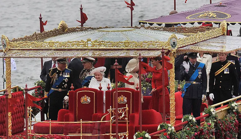 35562145-jpg6029228909112358863