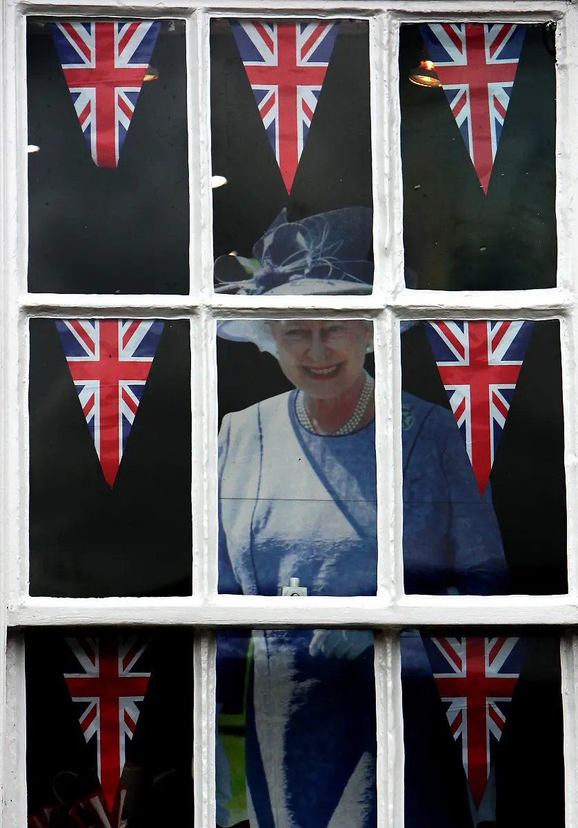 DAB3000-20120531-jpg7319581944138356255