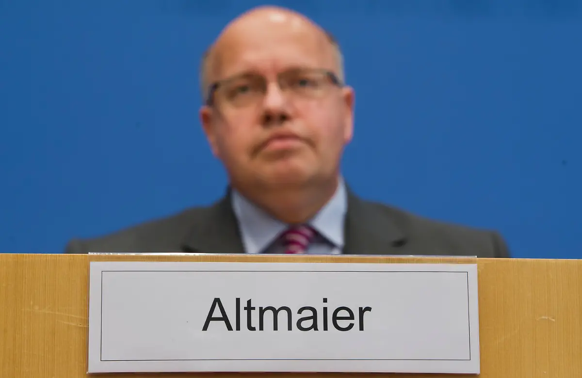 DI30171-20120531-jpg341427945814020531