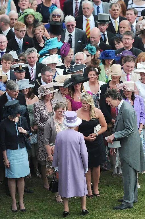 2012-05-29T180936Z-01-LON14-RTRMDNP-3-BRITAIN-JPG4605708436435703697