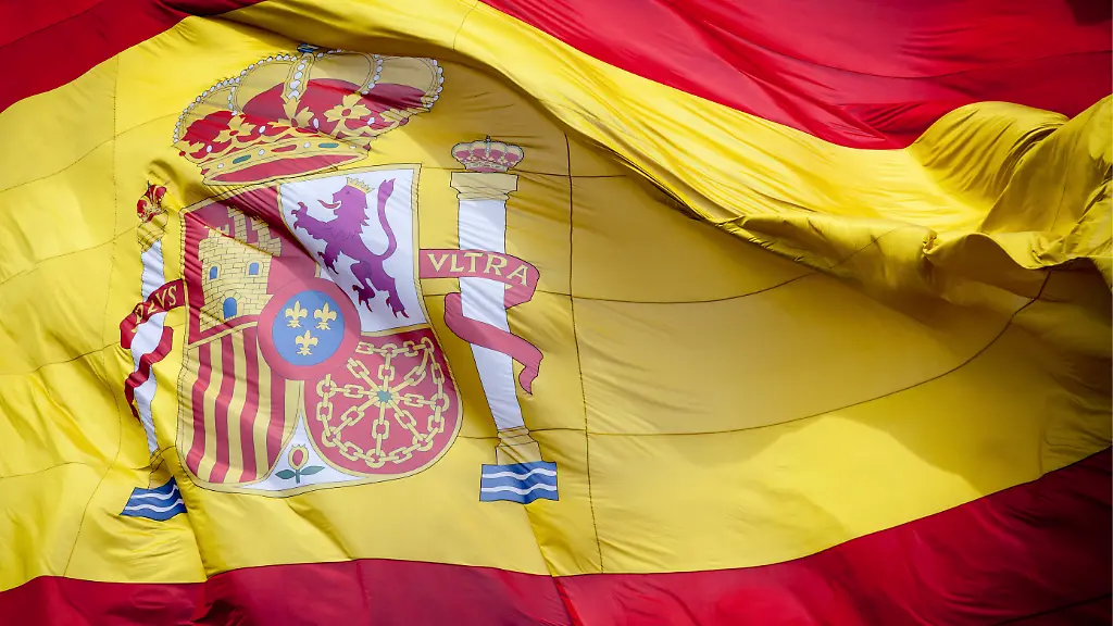 DI10235-20120530-jpg697174056994251845