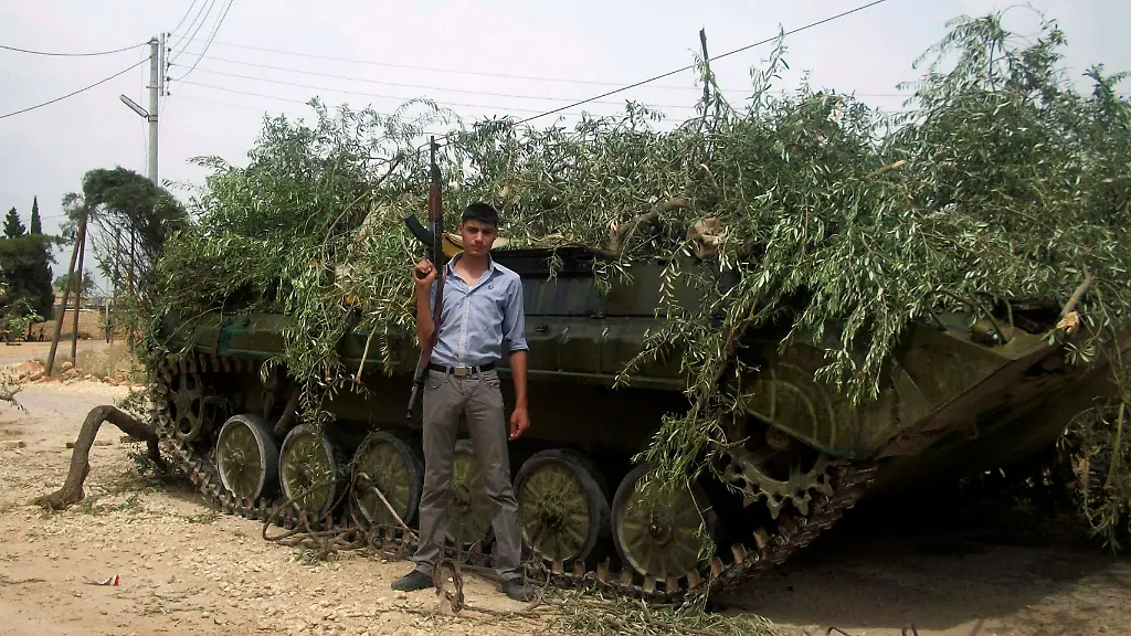 2012-05-29T230220Z-01-ALG001-RTRMDNP-3-SYRIA-JPG7174152620547024567