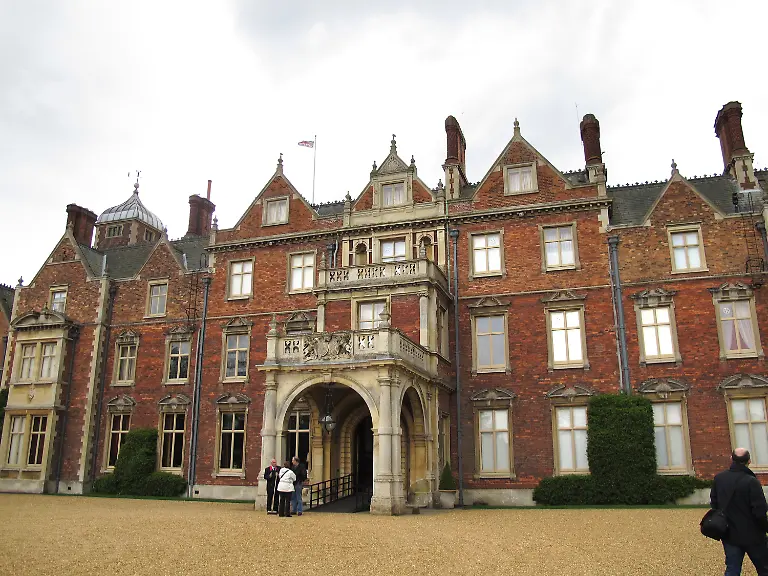 351h0242-jpg6091029772371755272