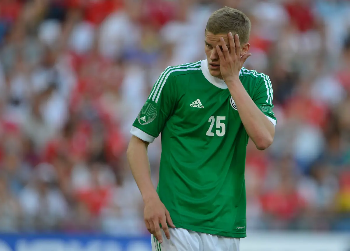 DI30438-20120526-jpg3993455689042260839