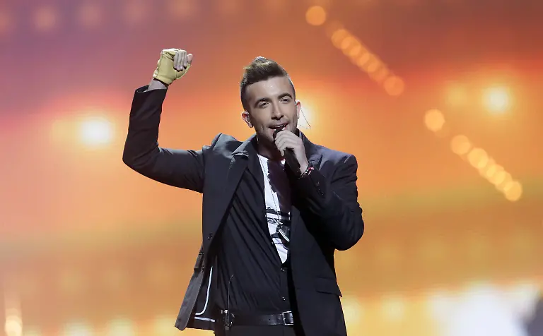 34zy5220-jpg8156018492838518667